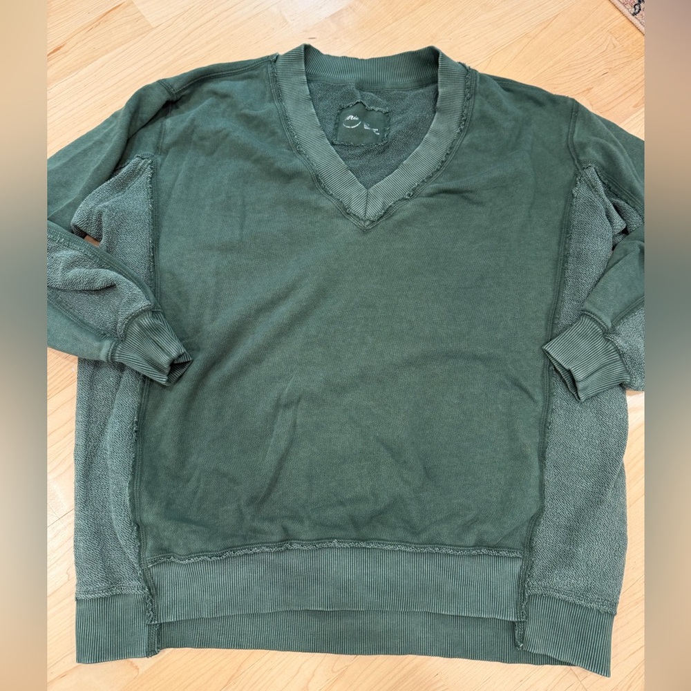 Aerie Women's Deep Green V-Neck Sweatshirt